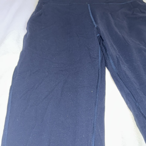 Navy lululemon joggers size 8 - Picture 2 of 8
